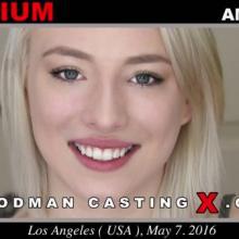 Trillium first porn audition and first ANAL by Pierre Woodman